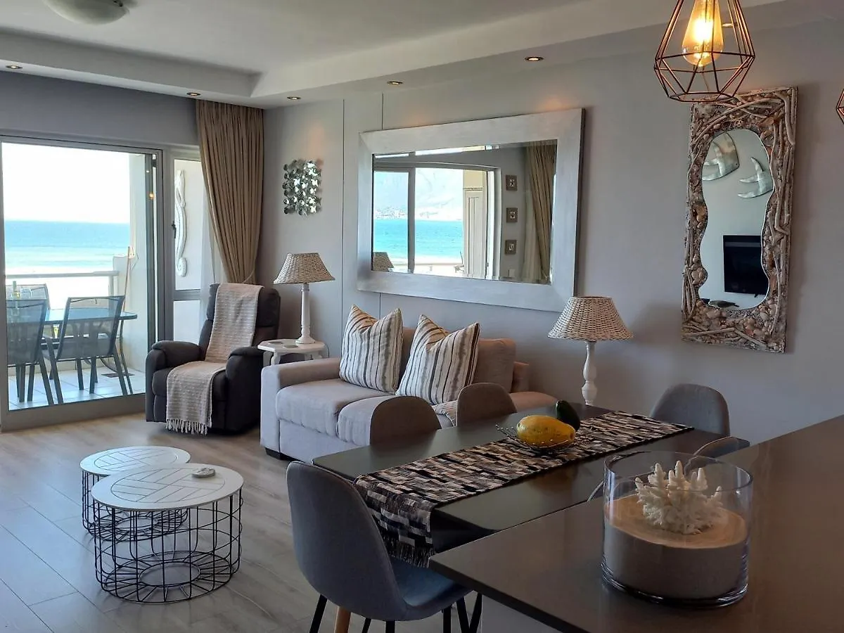 Appartement Dolphin Beach H203 Table Mountain Views Bloubergstrand Afrique du Sud
